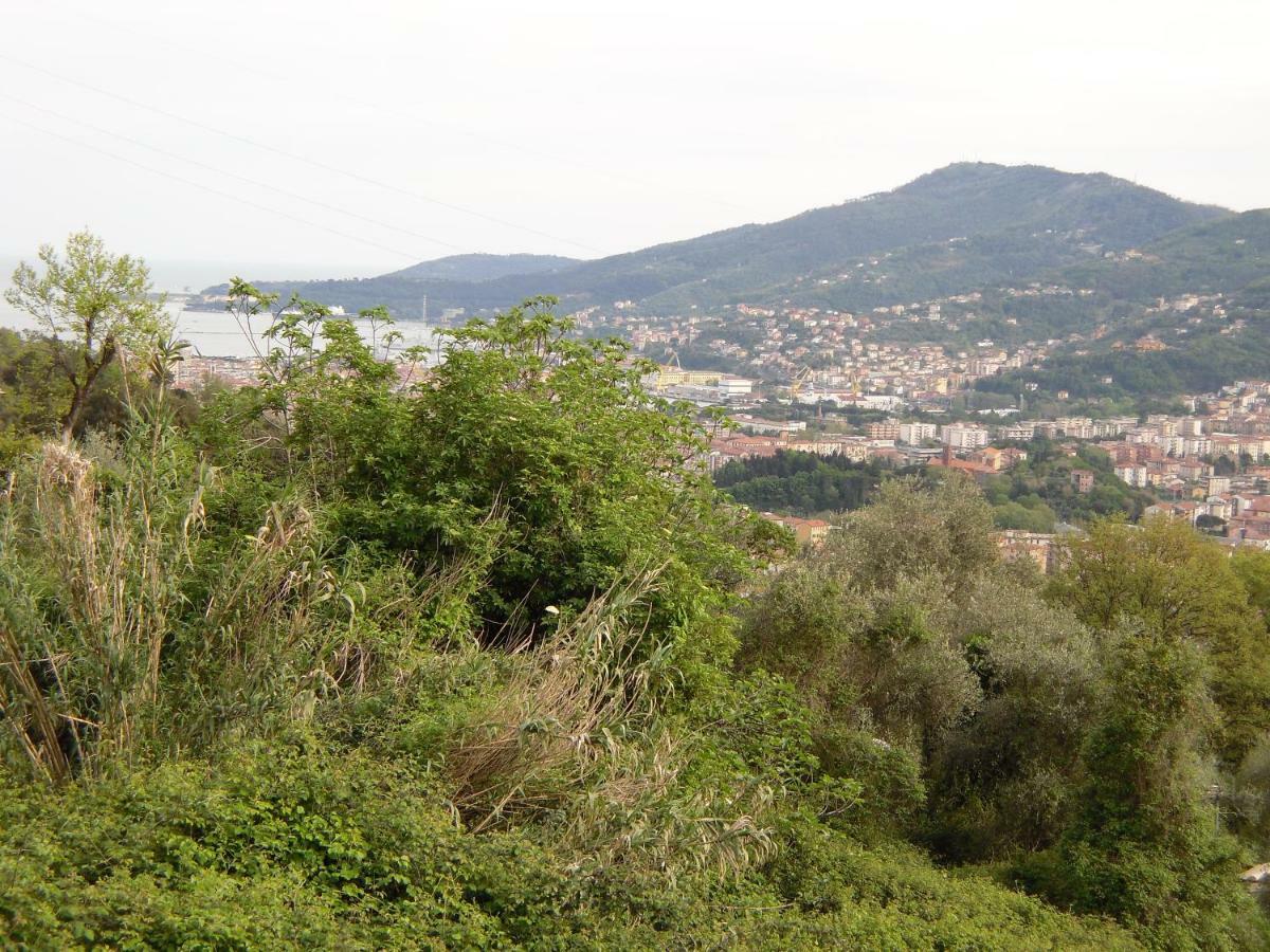 Apartment In The Green La Spezia Eksteriør bilde